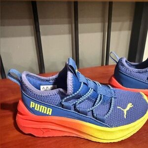 PUMA Toddler Kids Blue and Yellow Slip On Shoes 10.5C (Boys) Like New with Box
